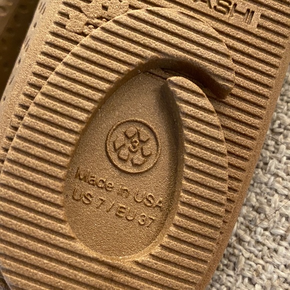 Okabashi Tan Perforated Flats - Picture 6 of 6